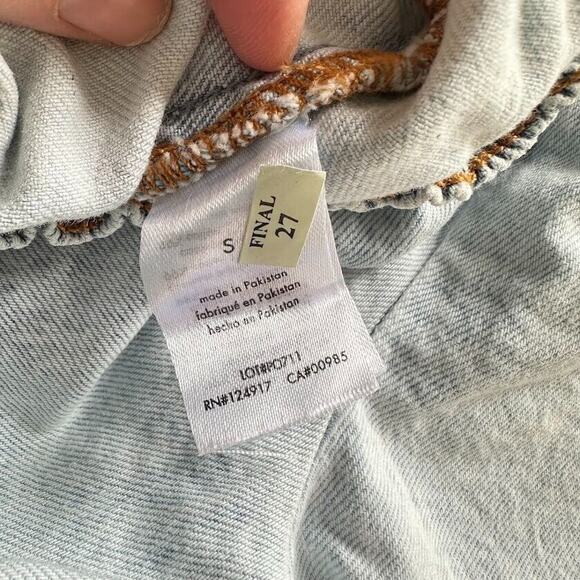 WEWOREWHAT Cropped Denim Top Super Light Flare Cuff Sleeves Size Small S Stretch - Picture 9 of 12